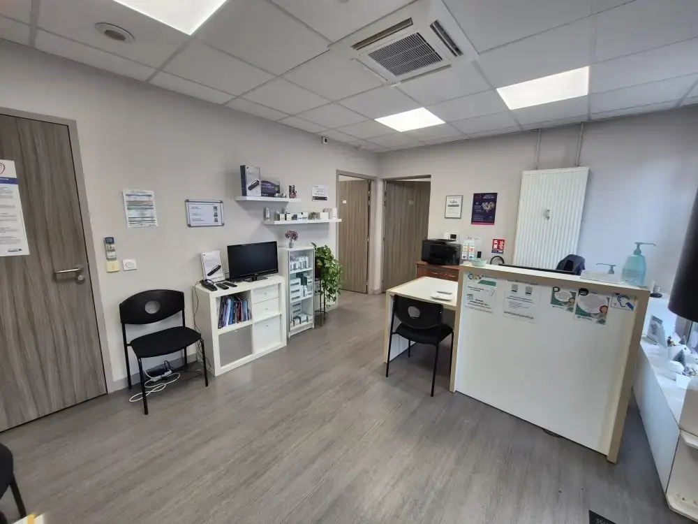 Photo Audioprothésiste Entendre Heyrieux